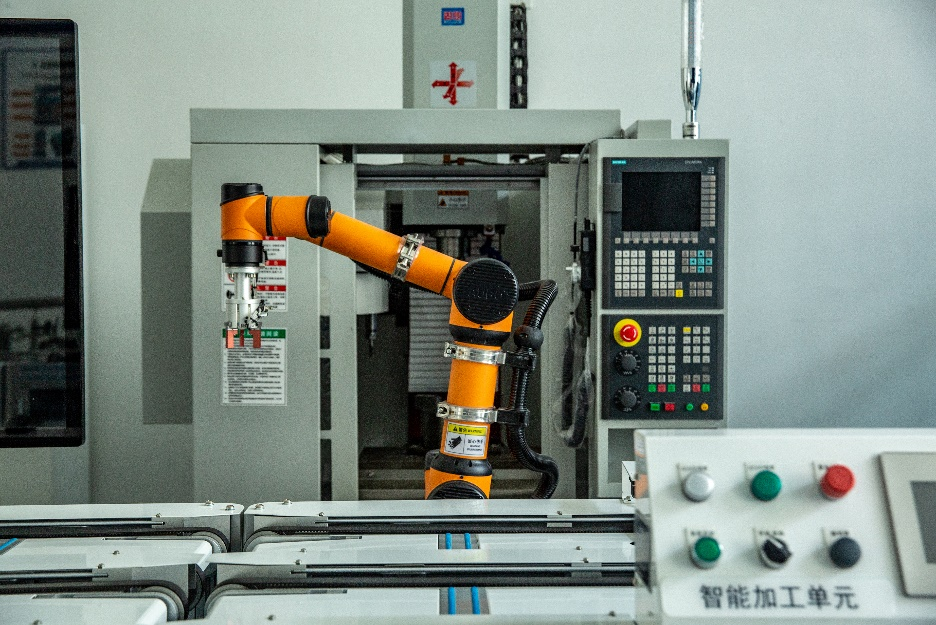 智创未来：河海大学打造智能制造创新高地